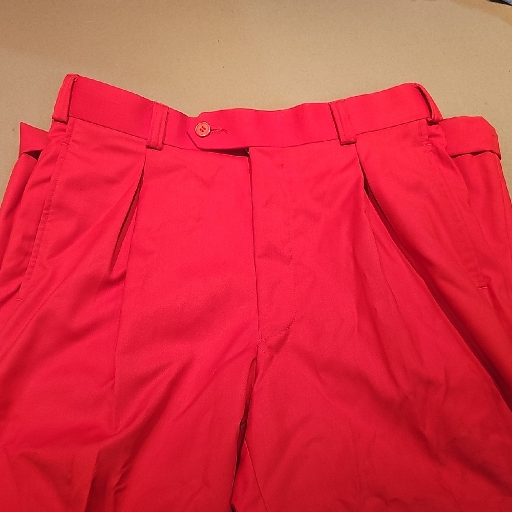 Stacy Adams Vibrant Red Flat Front Shorts